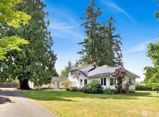 8597 Harborview Rd, Blaine, WA 98230