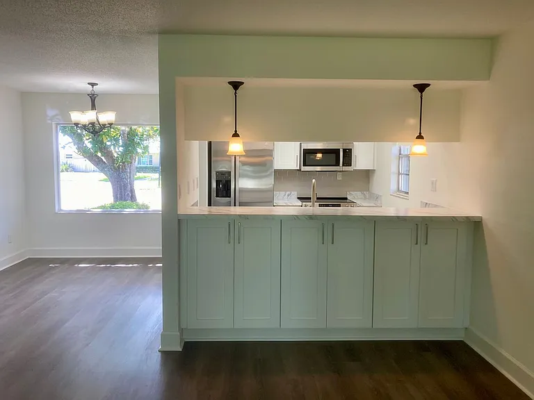 11499 W Bayshore Dr — Photo 7