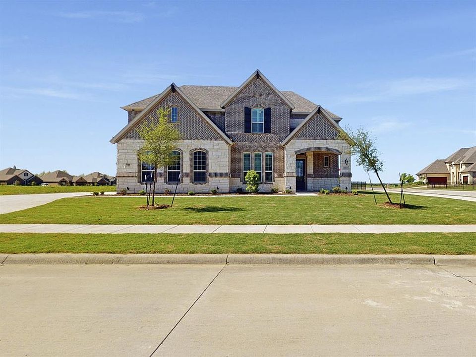 1st image of 2333 Clover Ct
