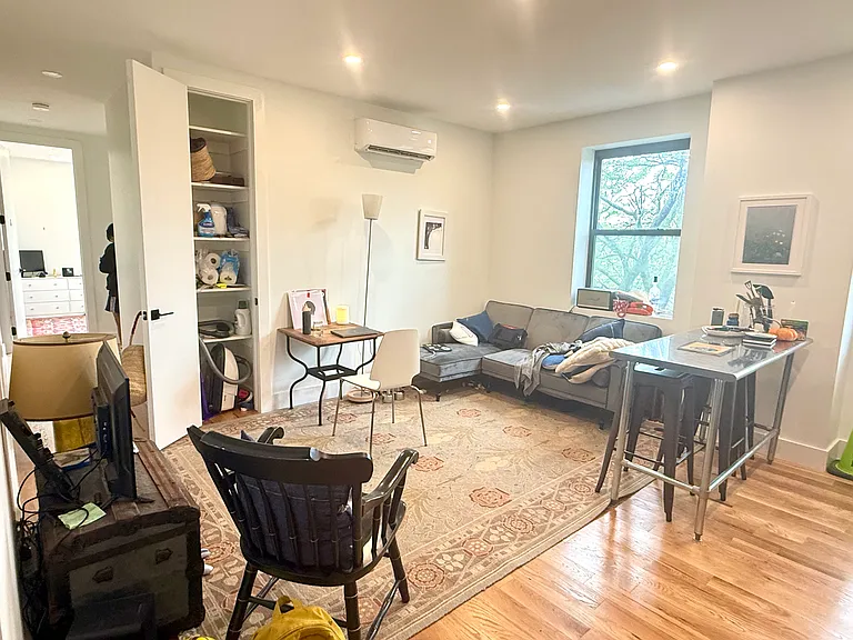 10 Westminster Rd #14D — Photo 3