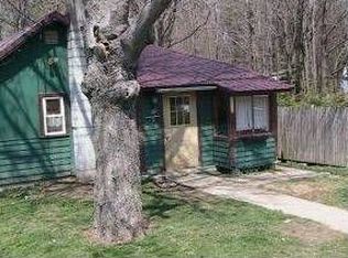 154 Maple St, Newport, NH 03773