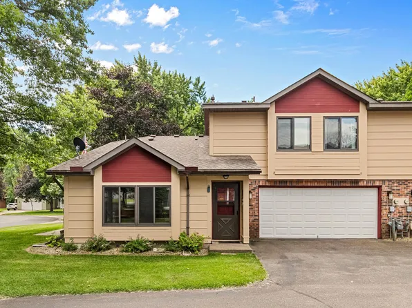 9 Shady Way, Circle Pines, MN 55014