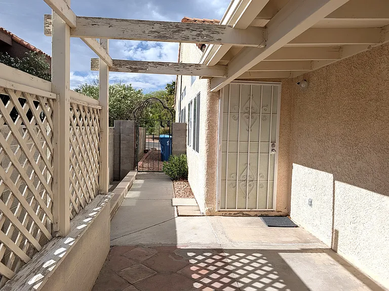 7825 Cherry River Dr — Photo 38