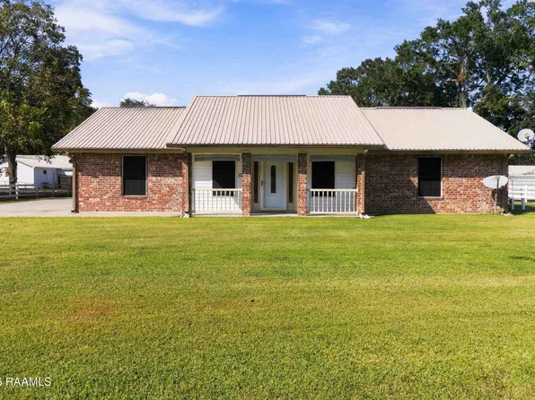 1077C Anse Broussard Hwy, Breaux Bridge, LA 70517