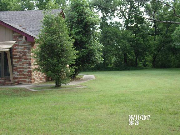 2nd image of 204 W Rock Creek Dr