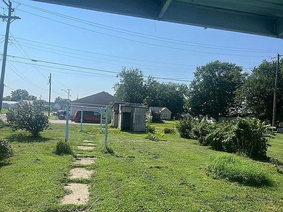 2nd image of 1033 S Stout St