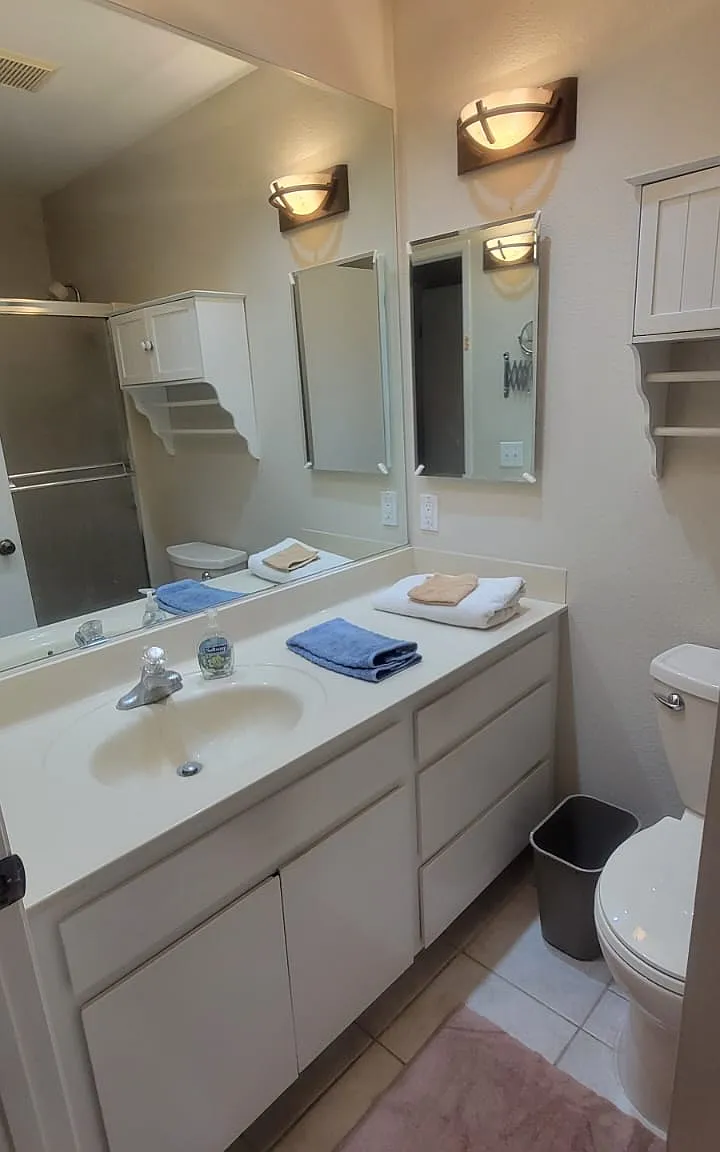 3 bed, 1431 sqft, $4,585 — Photo 2