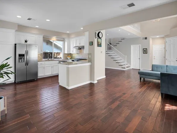 18396 Mill Ct, Saratoga, CA 95070