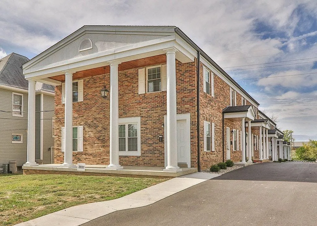 2 bed, 1.5 bath, 1150 sqft, $1,950 — Photo 1