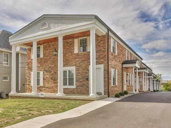 2831 Laclede Station Rd, Saint Louis, MO 63143