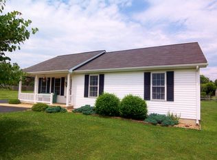 75 Harper St, Weyers Cave, VA 24486