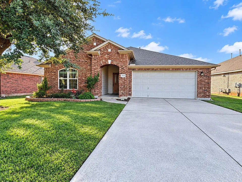 9508 Castle Pines Dr