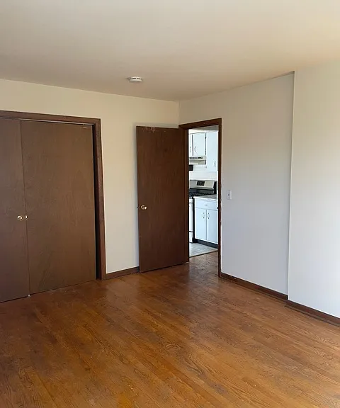 1038 Troost Ave #1 — Photo 7