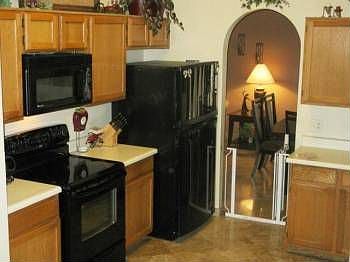 4th image of 1242 E San Angelo Ave