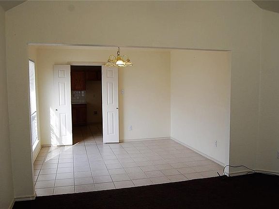 4th image of 7401 Fairfield Dr