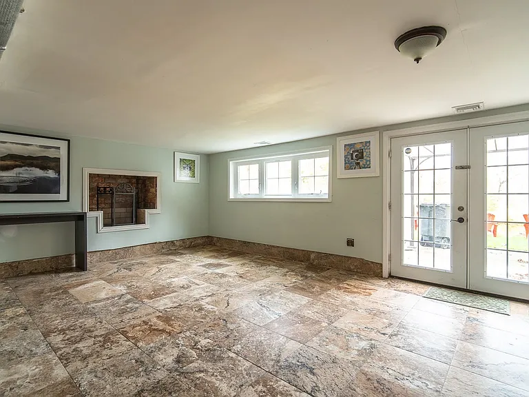 279 Haviland Rd — Photo 8