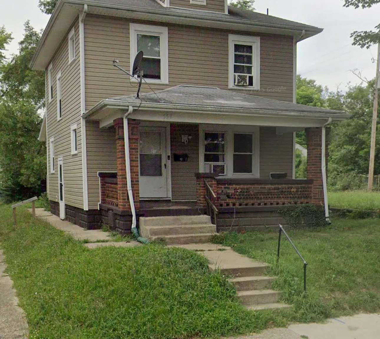 3 bed, 1207 sqft, $1,200 — Photo 1