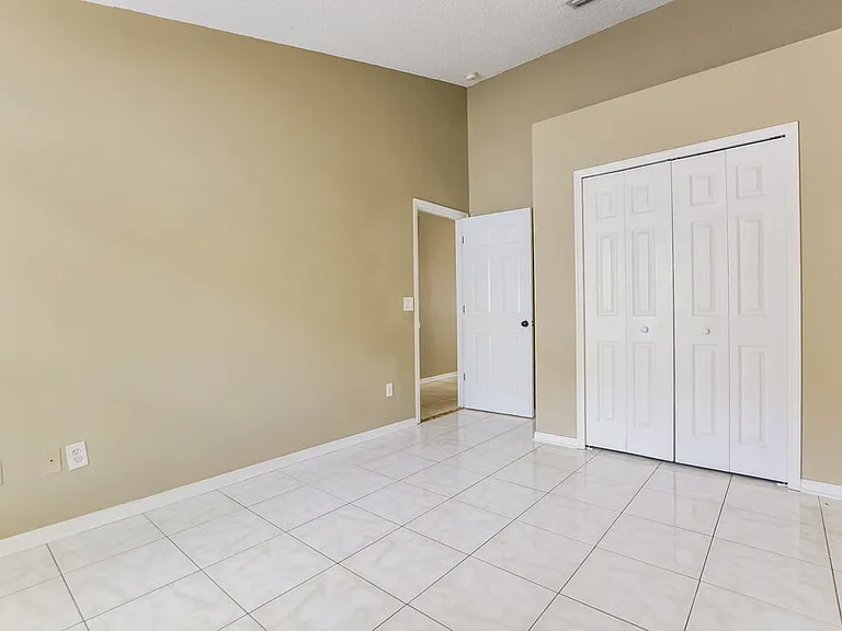 2113 Carpathian Dr — Photo 14