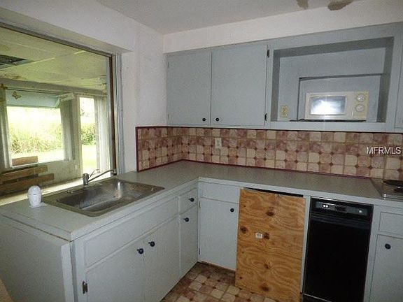 4th image of 308 Astey Ln
