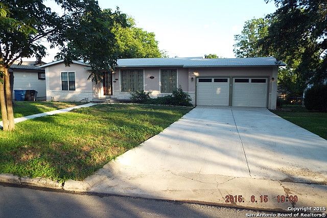 1st image of 322 Beverly Dr
