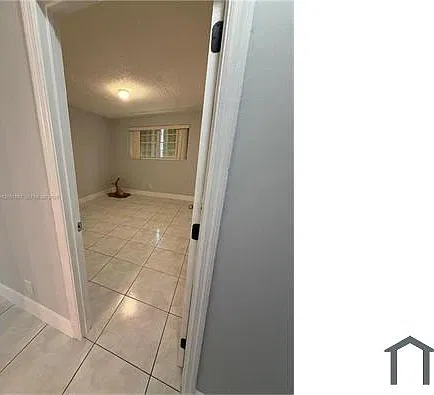 3 bed, 2364 sqft, $2,600 — Photo 4