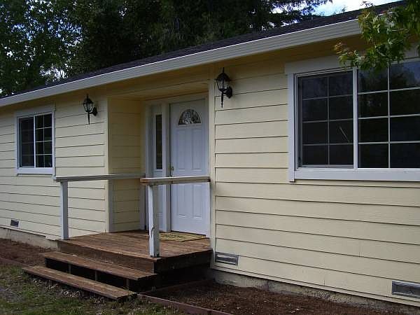 1st image of 14808 Park St