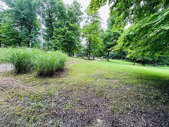 4th image of 10690 Township Road 402 NE