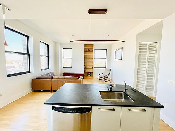 4th image of 4 Beacon Way APT 801