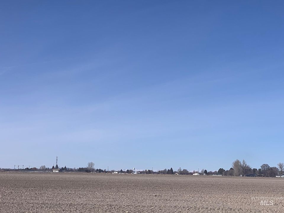 2nd image of 200 S 47 E