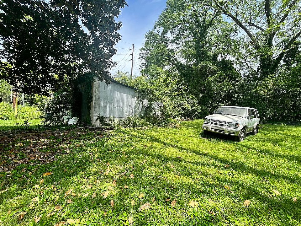 2nd image of 7 Grant Ave