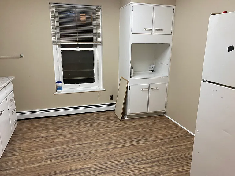 36 S 18th St #2 — Photo 11