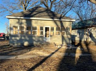 407 N Chestnut St, Pittsburg, KS 66762