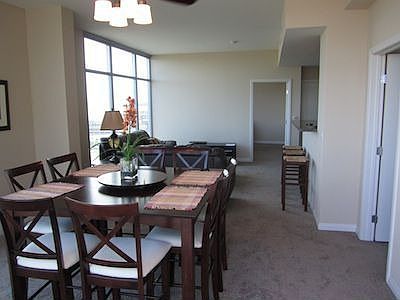 3rd image of 206 Park Blvd Unit 807