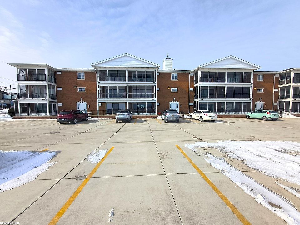 1st image of 165 S Water St APT 303