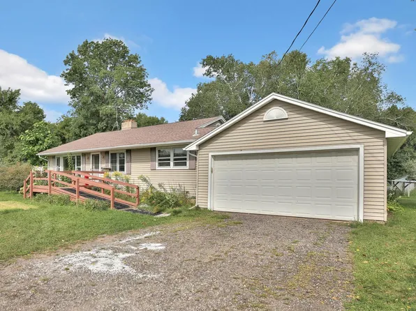 7848 Wyoming Trl, Chisago City, MN 55013