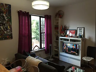Rented by Rennit Inc.