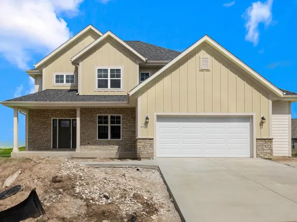 N54W19428 Kearney LANE, Menomonee Falls, WI 53051