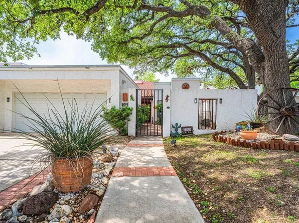 2605 Calle Del Roble, Kerrville, TX 78028