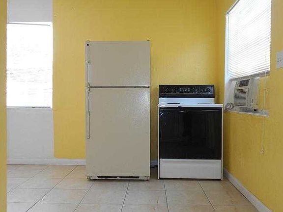 Unit1 kitchen