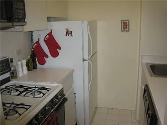 Sold by Sumitomo Real Estate Sales | media 2