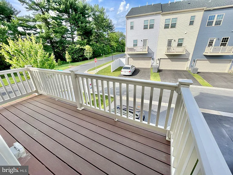 9537 Tall Oaks Rd — Photo 44