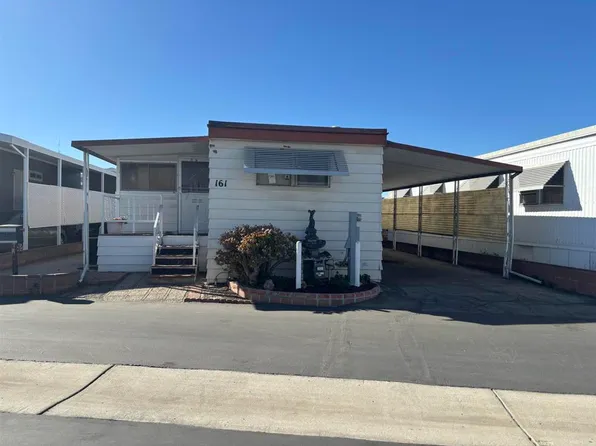 161 Roadrunner Ln, Oceanside, CA 92057