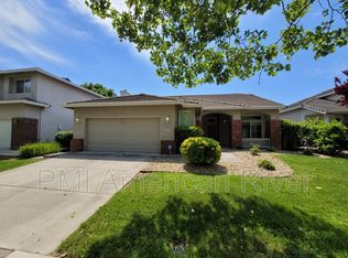 1842 N Bend Dr, Sacramento, CA 95835