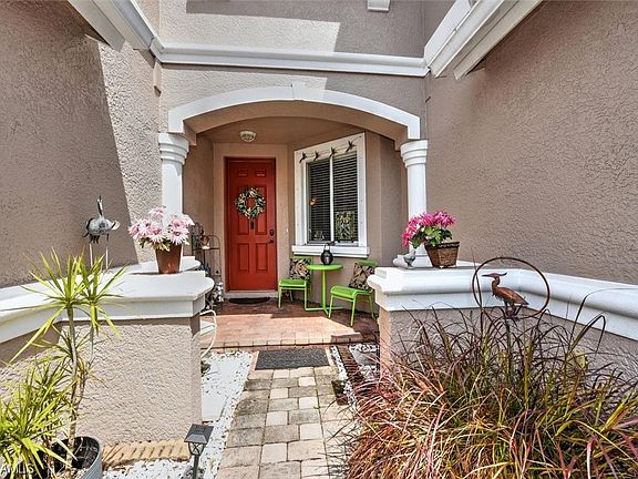 3rd image of 3381 Antica St
