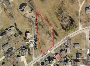 6889 Lake Rd, Madison, OH 44057