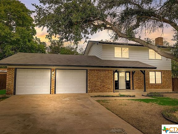 3rd image of 233 Taylors Dr