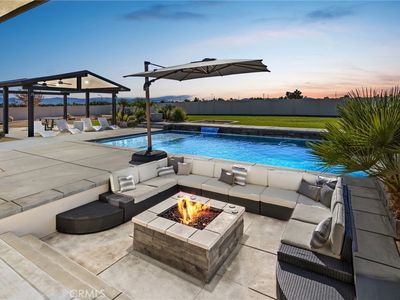 9817 S Silver Palm Dr, Oak Hills, CA, 92344