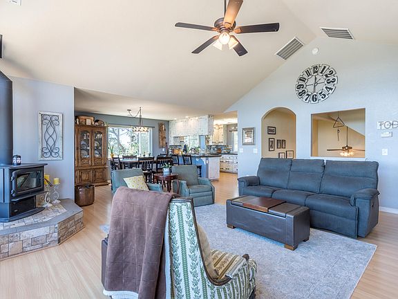 4th image of 21703 Harvest Ln