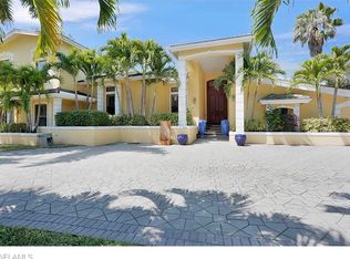 13101 Valewood Dr, Naples, FL 34119