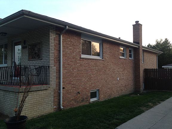 2nd image of 9604 S Menard Ave